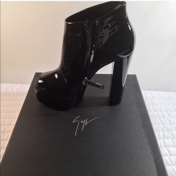 SOLD❗️ - Picture 2 of 6